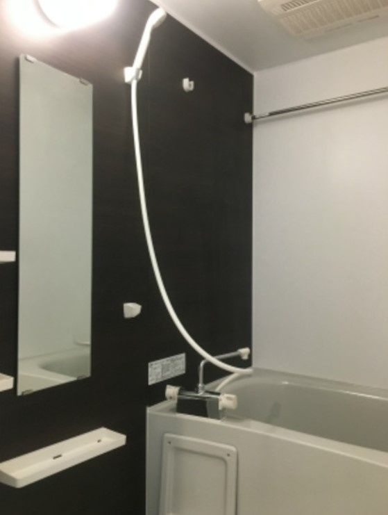 リブリ・OZAWAの浴室