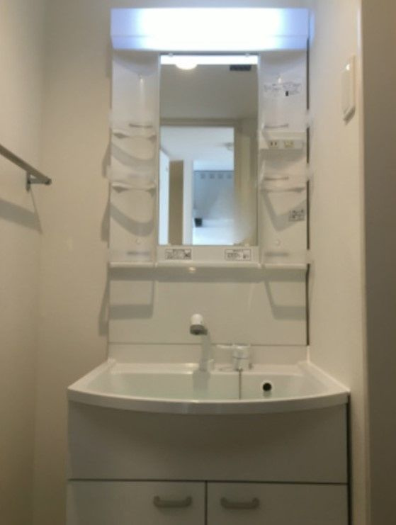 リブリ・OZAWAの洗面所