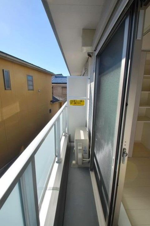 リブリ・OZAWAのバルコニー