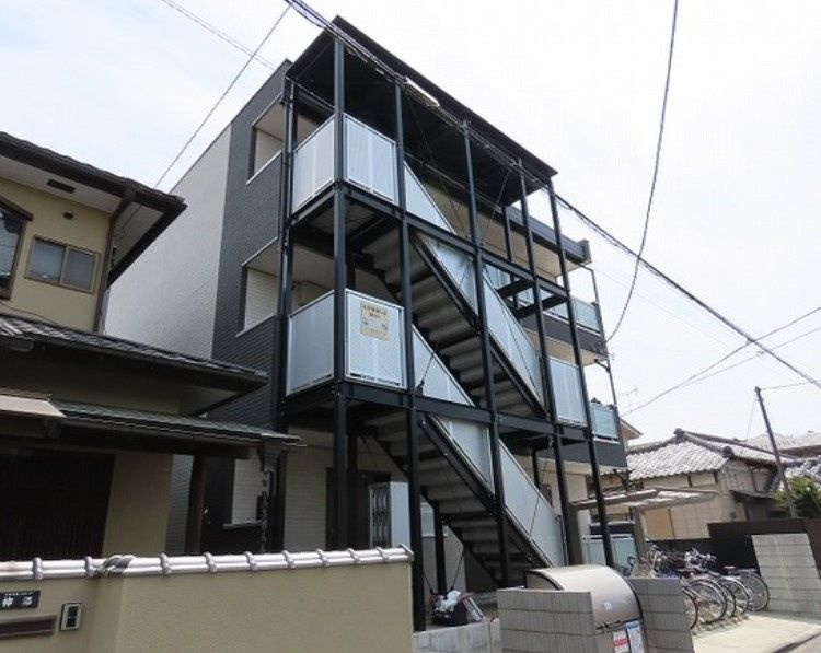 リブリ・OZAWAのエントランス