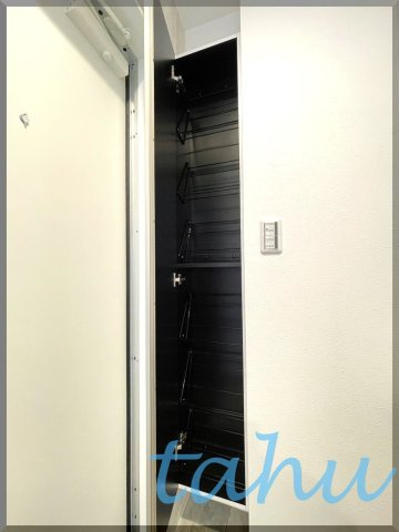 ウィズ小菅の玄関