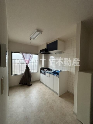 【キッチン】 | リバービュ－羽田 | 使いやすいキッチンです