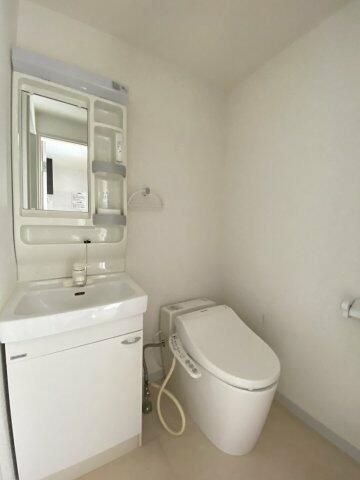 ビューハイム・コヤナギ睦の洗面所|★別号室参考写真★