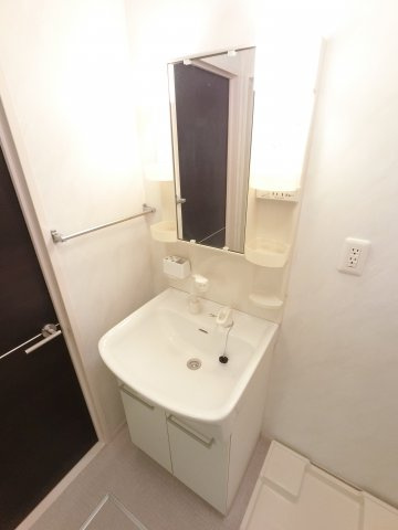 【独立洗面台】