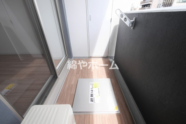 ワールドアイ大阪城EASTアドバンスのバルコニー|開放的で明るい空間を演出してくれるバルコニーです