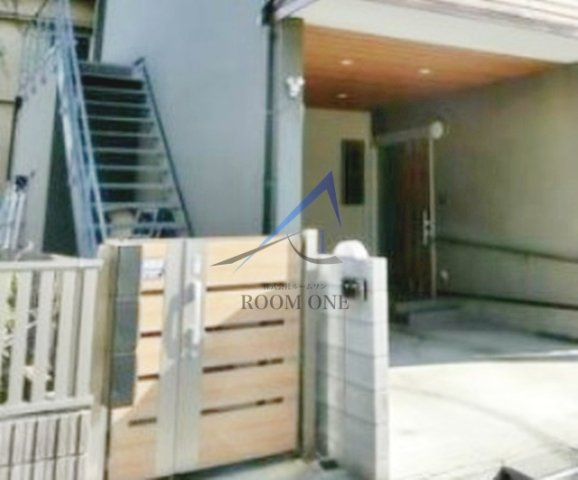 Ｔ’ｓ　ＯＴＡＫＩＢＡＳＨＩのエントランス|エントランスです。