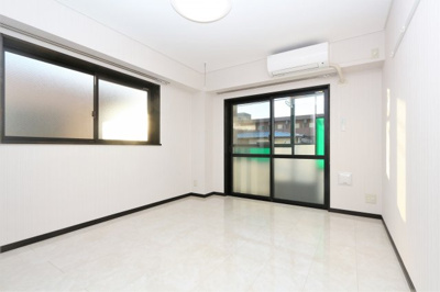 【居間・リビング】 | Olive | 参考写真（同物件別部屋）