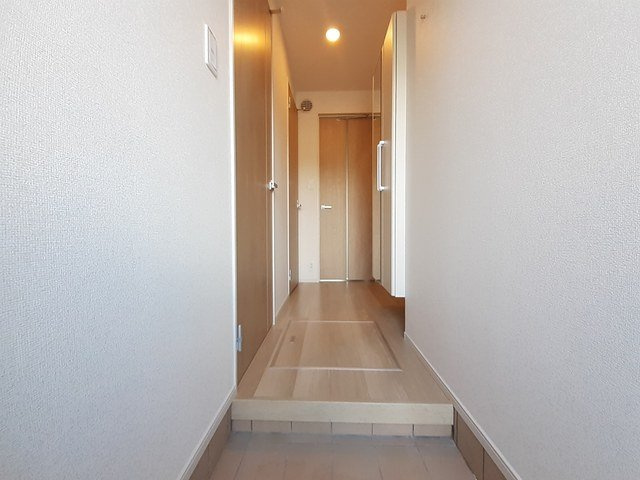 ルポ・カルムの玄関