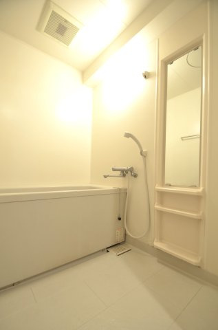 インペリアル大賀2の浴室