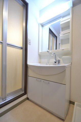 インペリアル大賀2の洗面所