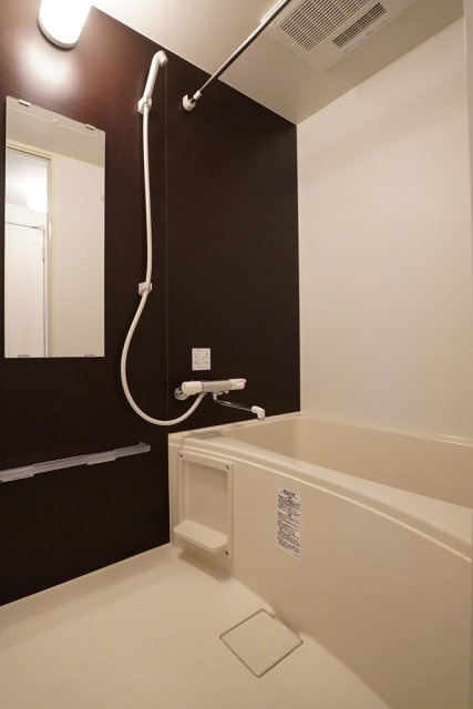 オーパスワン松庵の浴室