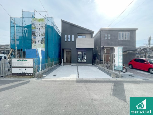 京都市伏見区羽束師鴨川町　第3期　新築一戸建ての外観|お客様に長く安心して住んでいだだける事にこだわった家づくり！住んでからのアフターサービスにもしっかりと取り組んでいます！