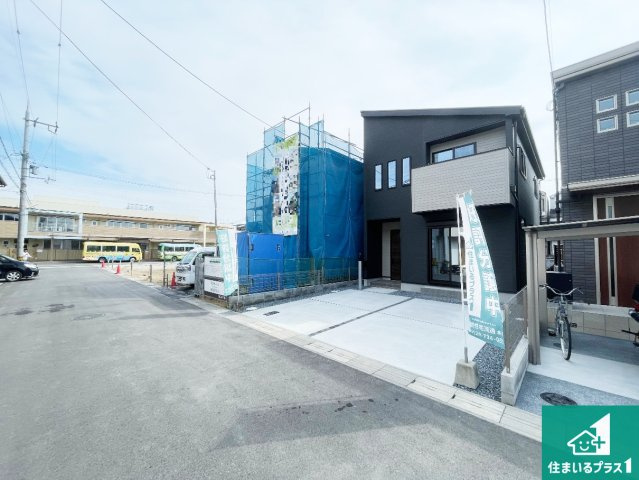 京都市伏見区羽束師鴨川町　第3期　新築一戸建ての外観|安心の10年保証！外観を美しく保ち、雨水で汚れを落とします！気になることがありましたら、お気軽にお問い合わせください！