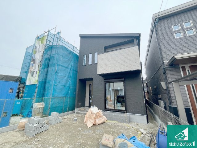 京都市伏見区羽束師鴨川町　第3期　新築一戸建ての外観|現在建築中！落ち着いた街並みで新生活を始めることが出来そう！周辺の物件も併せてご紹介させて頂きます！