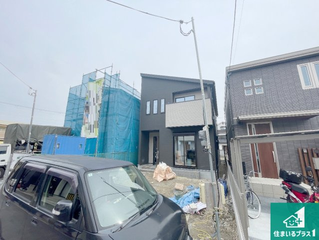 京都市伏見区羽束師鴨川町　第3期　新築一戸建ての外観|現在建築中！落ち着いた街並みで新生活を始めることが出来そう！周辺の物件も併せてご紹介させて頂きます！