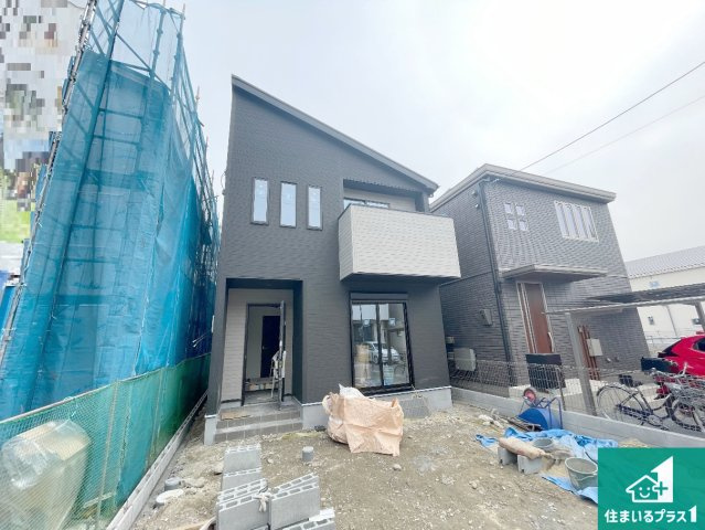 京都市伏見区羽束師鴨川町　第3期　新築一戸建ての外観|現在の進捗状況です！順調に作業進行中、完成が待ち遠しいです！詳細の間取り等、お気軽にお問い合わせください！