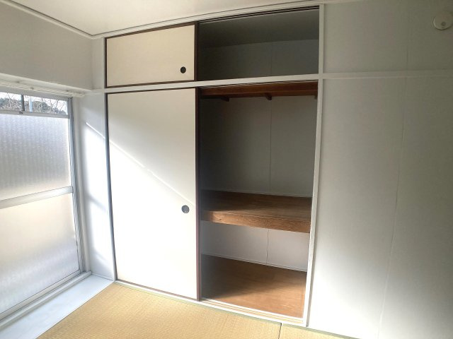 ビレッジハウス鈴蘭台4号棟の収納|各部屋に収納がございます