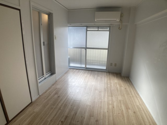 ビレッジハウス鈴蘭台4号棟の内装|日当たりの良い室内はオススメ