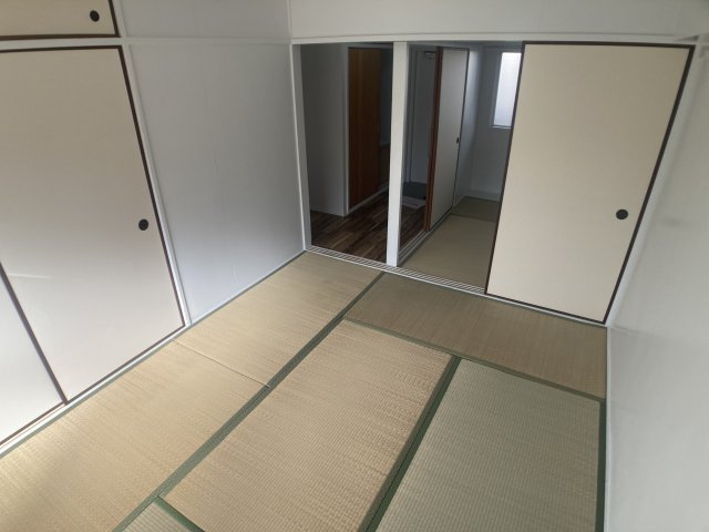 ビレッジハウス鈴蘭台4号棟の和室|和室は落ち着きます