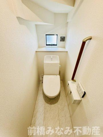 前橋市天川大島町　B号棟(全２棟)　ハートフルタウン　新築建売分譲の玄関|収納もある玄関です