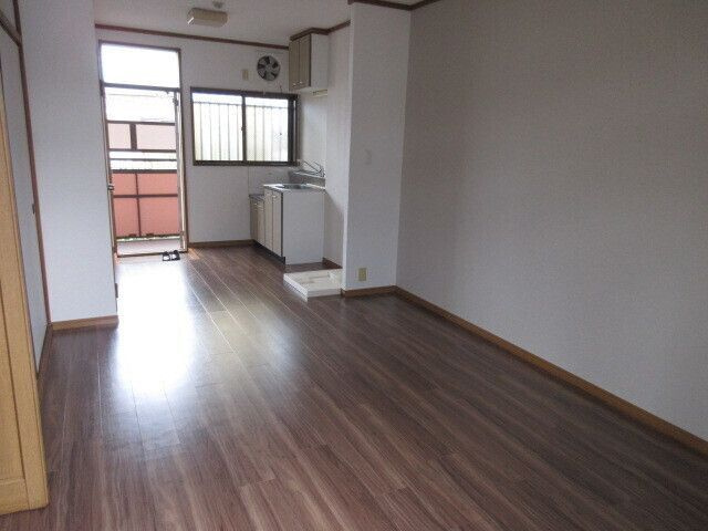 シティハイムニシムラの居間・リビング