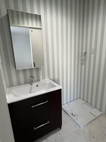 Ellina波多江駅北の洗面所