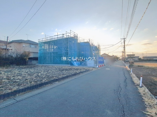 鴻巣市登戸　第2　新築一戸建て　リーブルガーデン　01の前面道路含む現地写真|撮影：'25/12/24