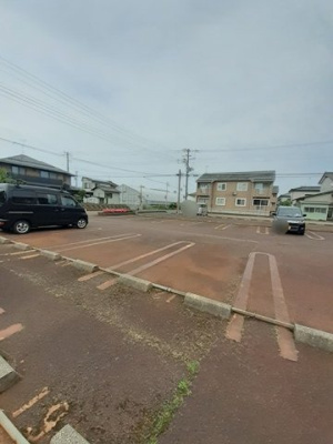 【駐車場】 | クリーンフィールドＢ | 駐車スペースもあります