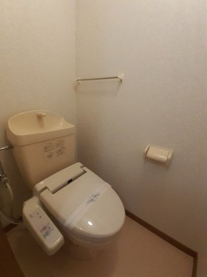 【トイレ】 | クリーンフィールドＢ | ゆったりとした空間のトイレです
