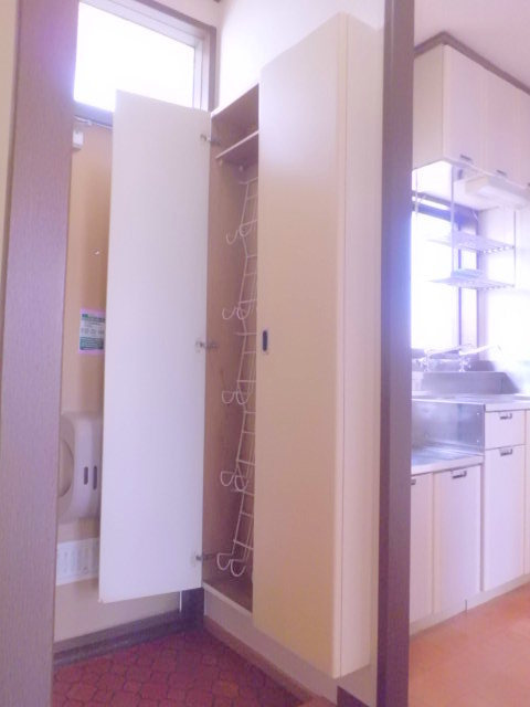 シティハイム　ＡＩＺＡＷＡ　Bの玄関