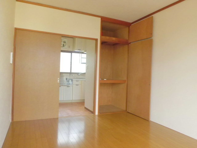 シティハイム　ＡＩＺＡＷＡ　Bの居間・リビング