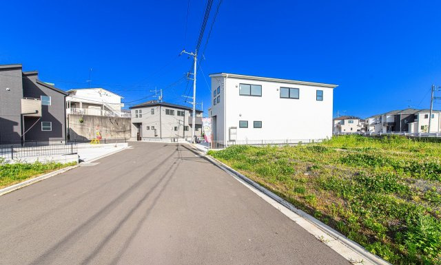 【前面道路含む現地写真】 | 大和市福田第2 新築戸建 全10棟