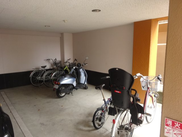 ロイヤルメゾン逆瀬川のその他共用部分