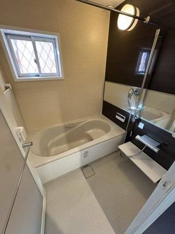 大字寺尾戸建ての浴室