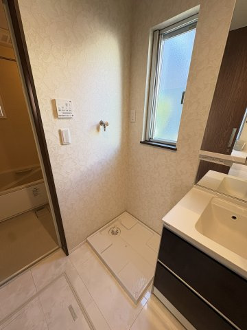 大字寺尾戸建ての内装