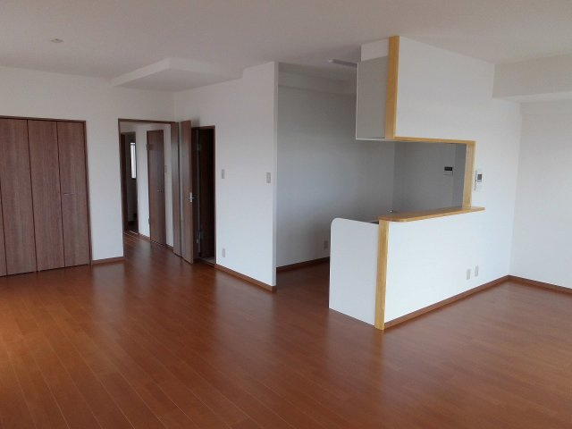 ジュリオ東野の居間・リビング