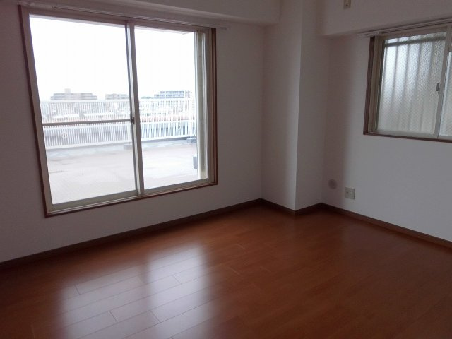 ジュリオ東野の寝室