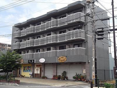 マルエイ参番館の外観