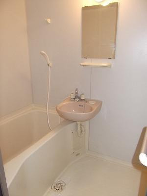 マルエイ参番館の浴室