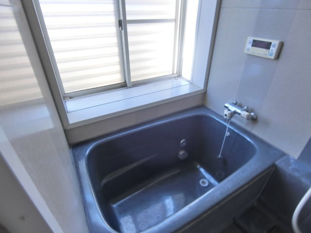 高崎市八幡町　中古戸建【売主】の浴室|ゆったり過ごせるお風呂です