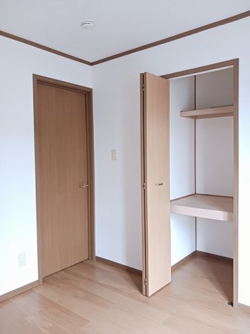 ビサイド桜木Ｂの内装|内装は落ち着いています