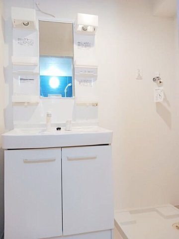 クリアネス尾ノ上の洗面所|コンパクトで使いやすい洗面所