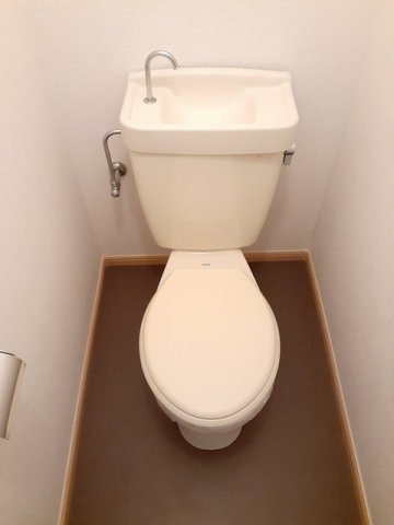 プラムハウスのトイレ|清潔感のあるトイレです