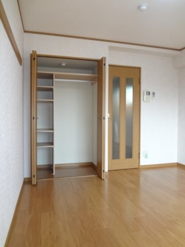熊本市中央区黒髪６丁目の賃貸マンションの収納|大きなものも収納できそうです