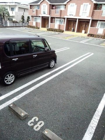 ラ・フォレスタＲＹＵ・Ｇの駐車場|駐車場があります