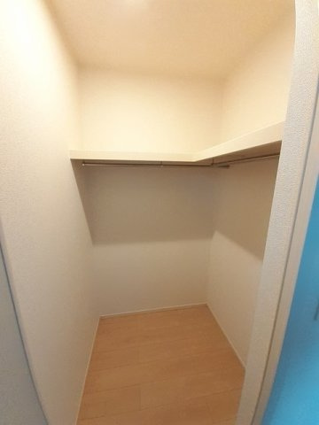 ラベニア　Ⅱの収納|たっぷりとした収納スペースです