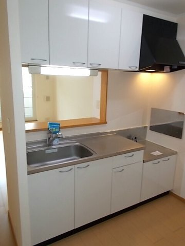 サンエイツプレインＡのキッチン|キッチンでお料理をお楽しみください