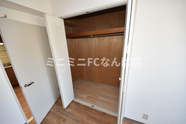 大阪市西区北堀江２丁目の賃貸マンションの収納