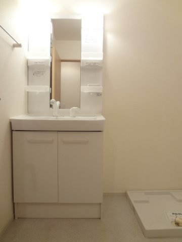 リ・ヴェステス　アニューの洗面所|洗面所です