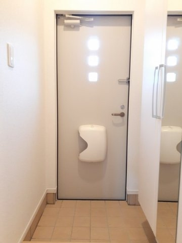 クレールⅤ　Ａの玄関|玄関です